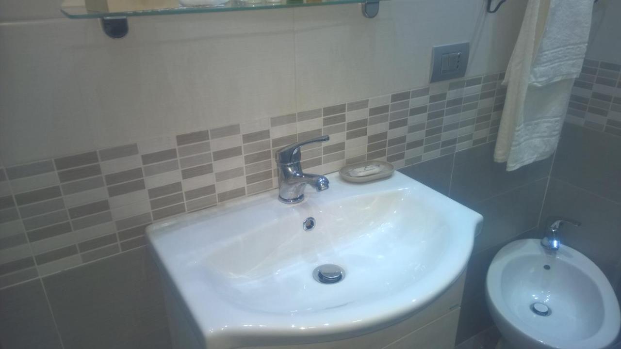 נאפולי B&B Andrew מראה חיצוני תמונה